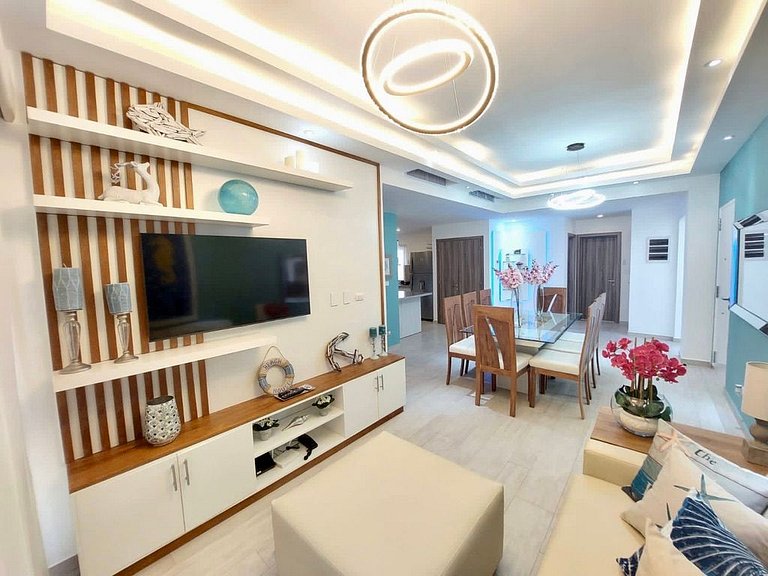 Harmony Penthouse with Golf View