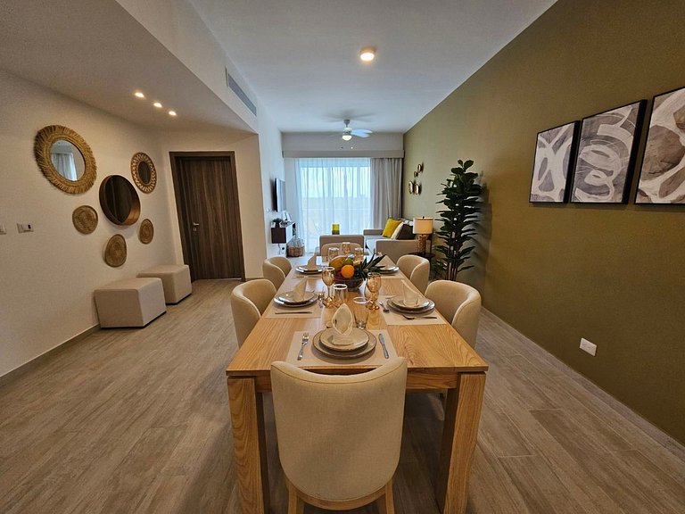 Deluxe Condo w/Pool View at Hard Rock Golf C.