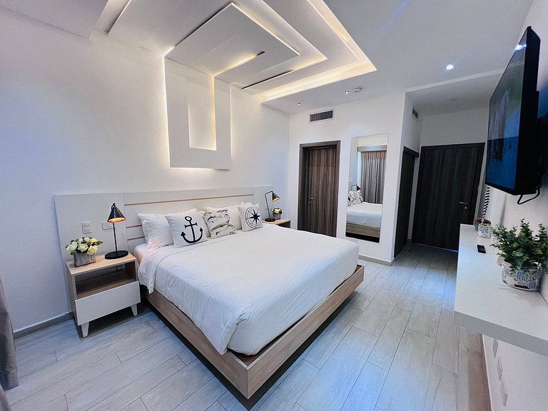 Harmony Penthouse with Golf View