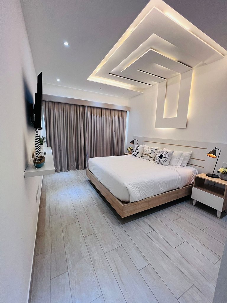 Harmony Penthouse with Golf View