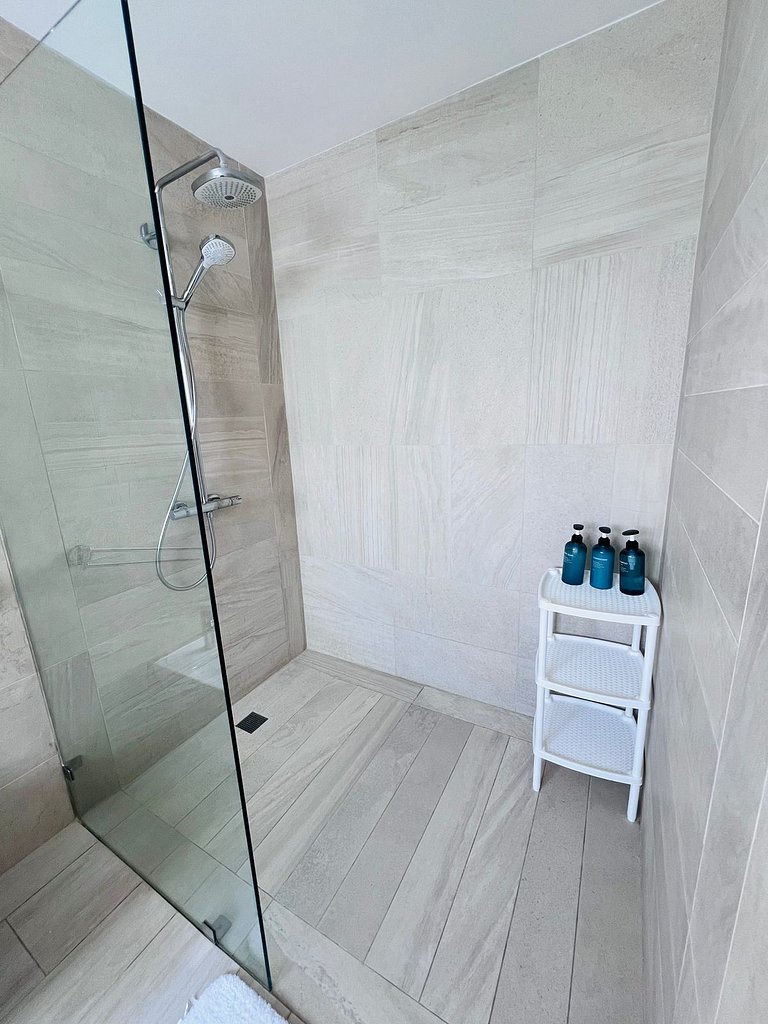 Harmony Penthouse with Golf View