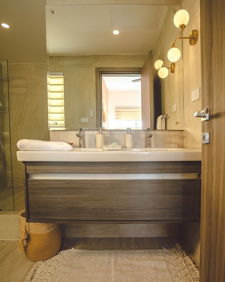 Hard Rock Area PH • Private Jacuzzi & Beach View
