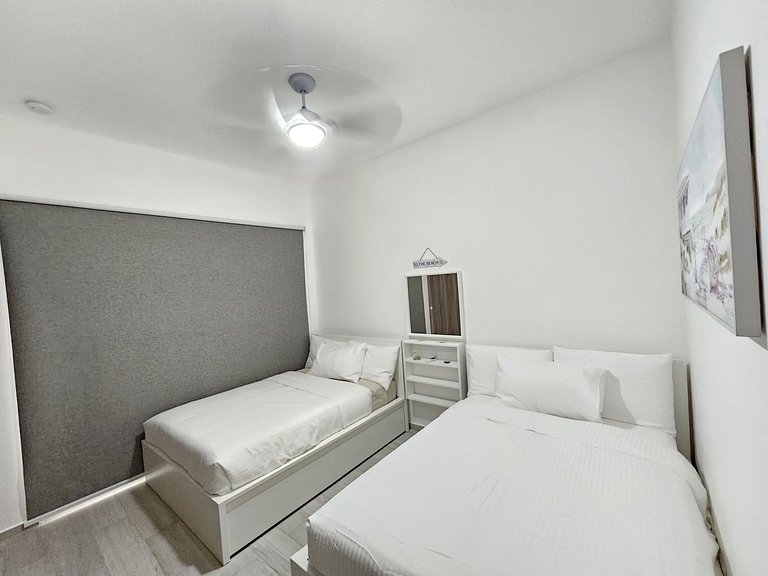 Melody 2BDR Condo with Pool View in Coral Bay #2