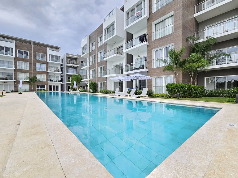 Melody 2BDR Condo with Pool View in Coral Bay #2