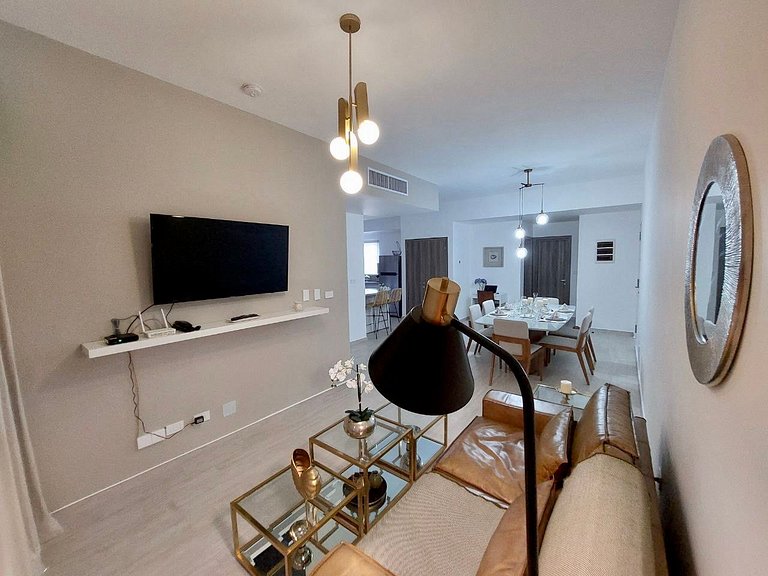Luxury Apt with Pool Golf View in Hard Rock Golf
