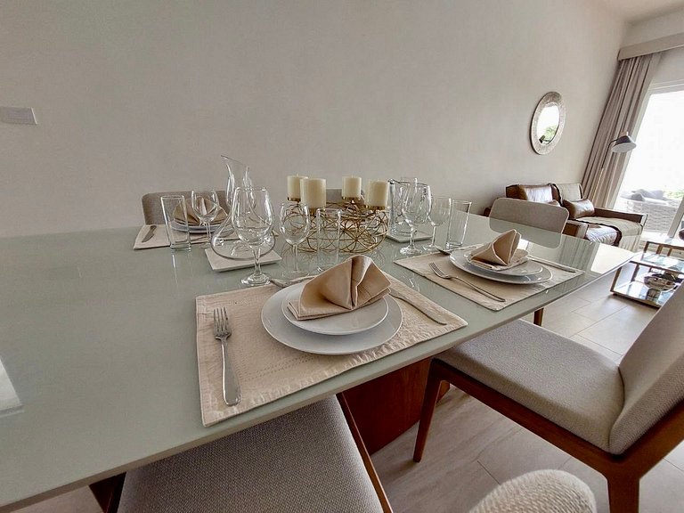 Luxury Apt with Pool Golf View in Hard Rock Golf