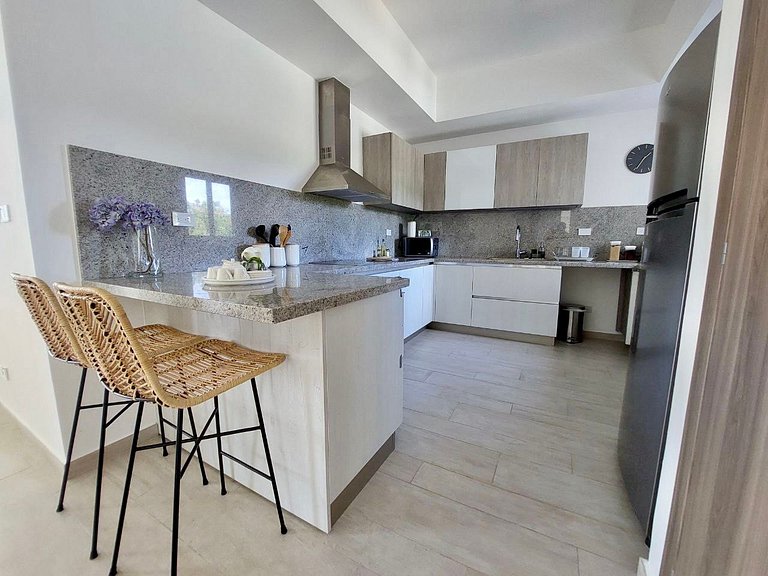 Luxury Apt with Pool Golf View in Hard Rock Golf