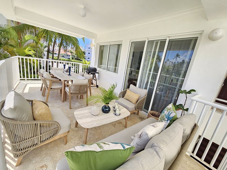 Playa Turquesa 3BR • BBQ • Oceanfront Stay