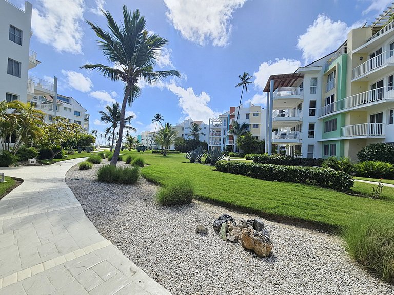 2BDR Beach Access at Playa Turquesa Los Corales PC