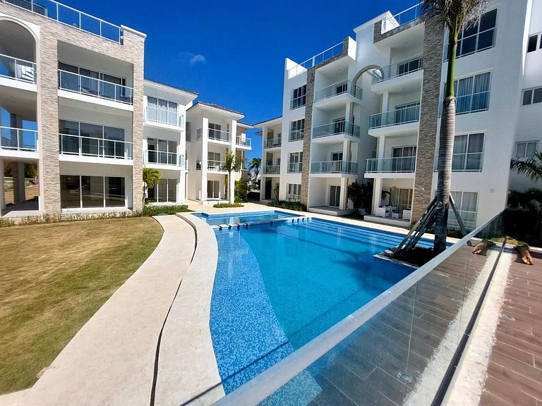 Comfortable 1BDR in Cana Pearl with Lake/Golf View