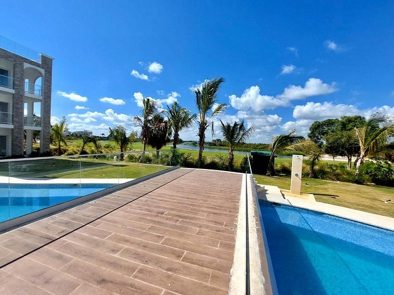Comfortable 1BDR in Cana Pearl with Lake/Golf View