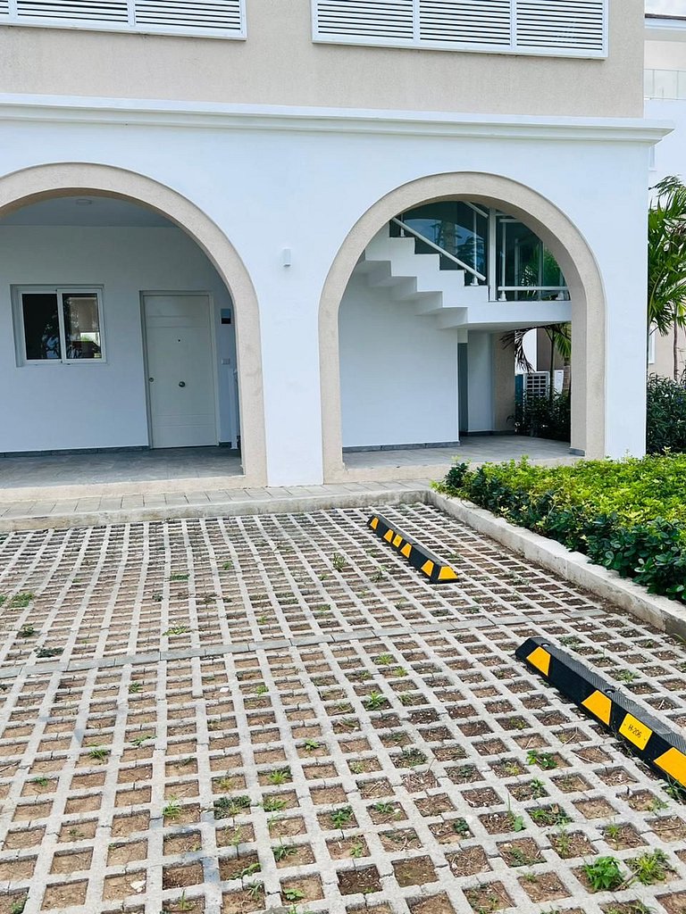 Comfortable 1BDR in Cana Pearl with Lake/Golf View