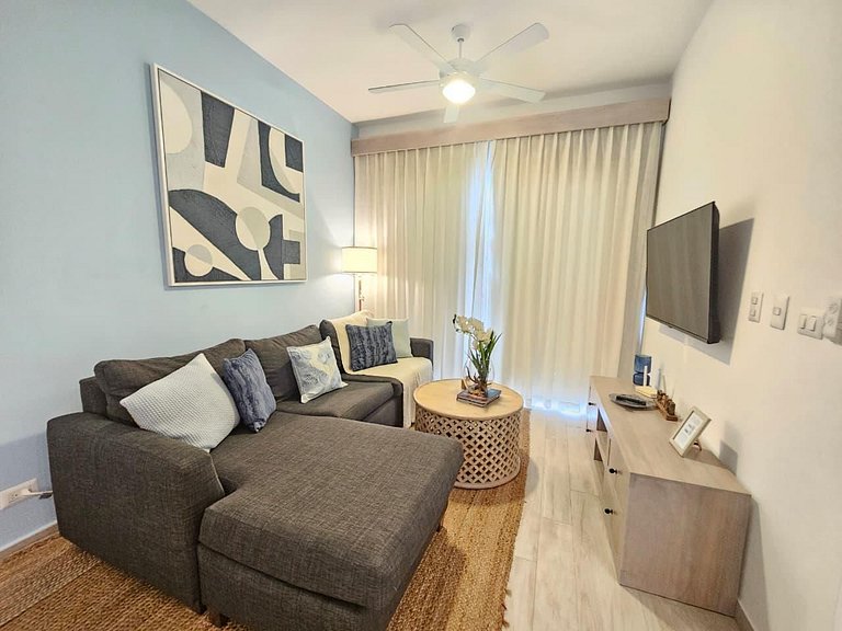 2BR Beach Condo • Prime Location Across Hard Rock