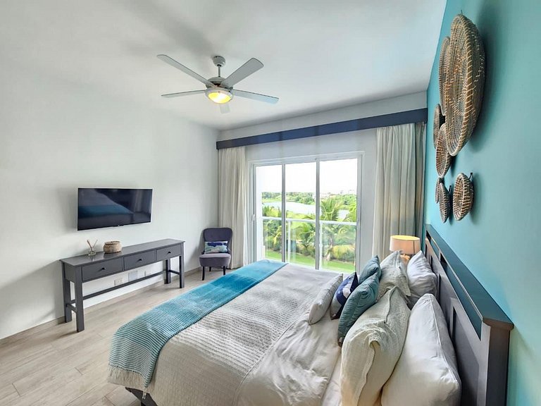 2BR Beach Condo • Prime Location Across Hard Rock