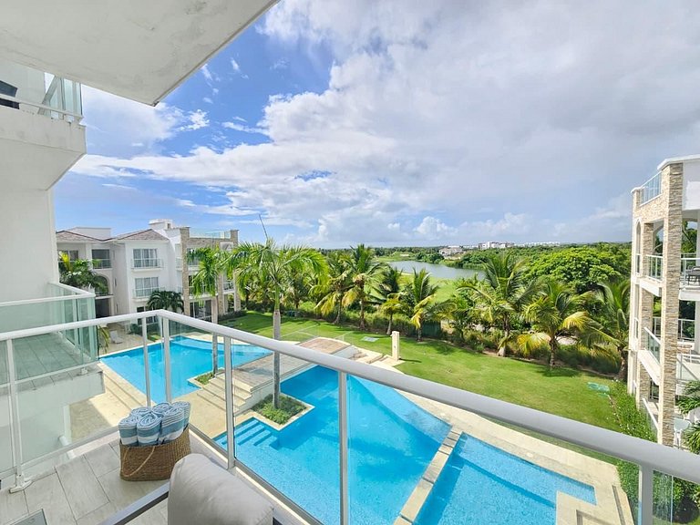 2BR Beach Condo • Prime Location Across Hard Rock