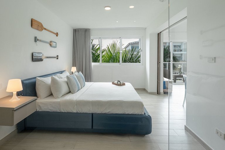 Seaside Luxury 1BDR Condo Paseo Playa Coral D-306