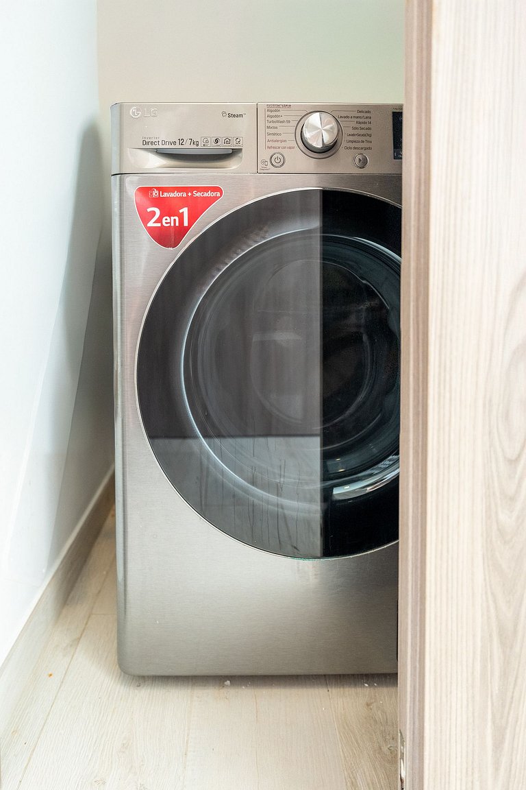 Beach Haven 1BDR Condo Paseo Playa Coral - 305