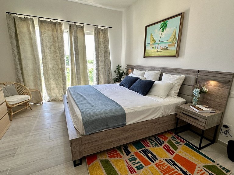 Corner 2BDR in Coral Bay 2 in front of Hard Rock