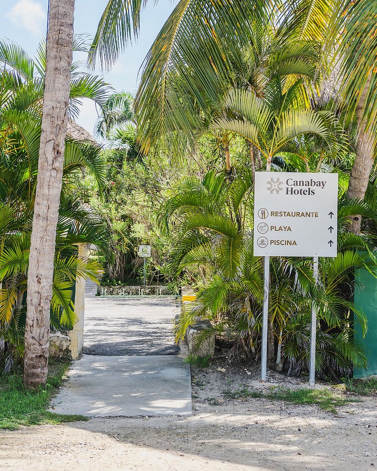 Unique Pool & Golf view retreat 1BR in Hard Rock