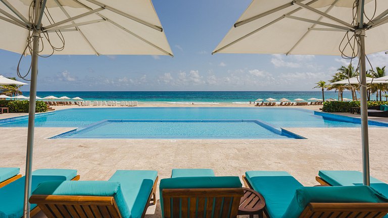 Unique 1BR Retreat w/ Pool & Golf View HR