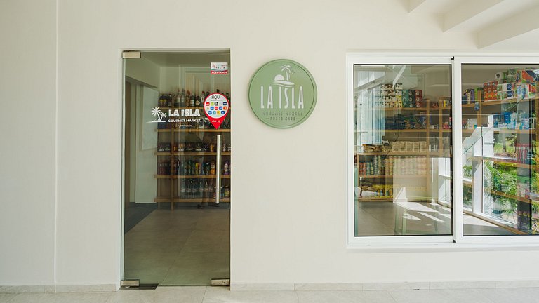 Unique 1BDR Retreat with pool at Hard Rock Golf C.