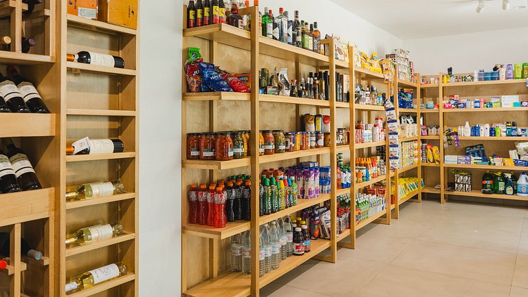 Melody 2BDR Condo with Pool View in Coral Bay #2