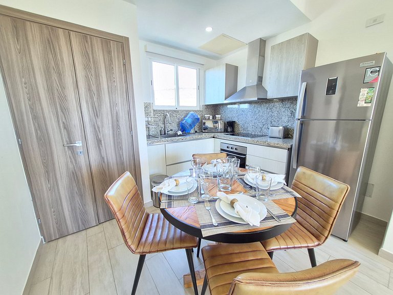 Unique 1BR Retreat w/ Pool & Golf View HR