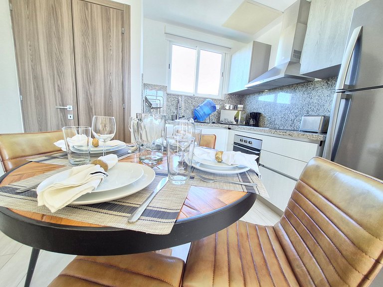 Unique 1BR Retreat w/ Pool & Golf View HR