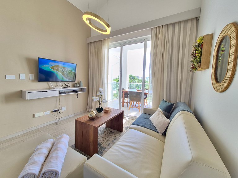 Unique 1BR Retreat w/ Pool & Golf View HR