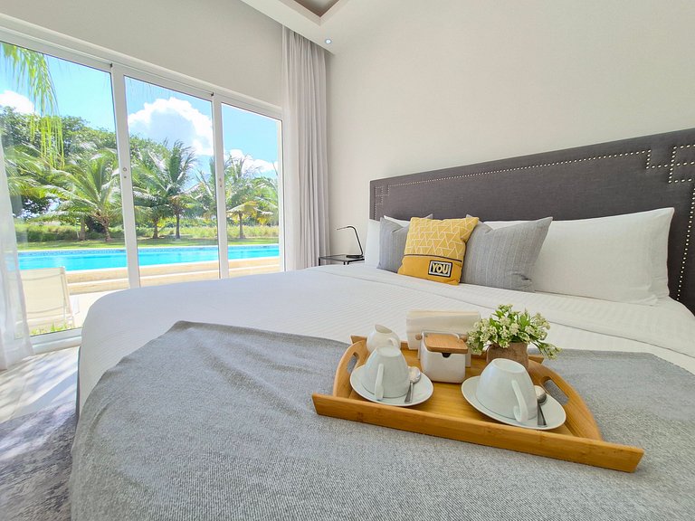 Pool & Golf View Condo Inside Hard Rock Area