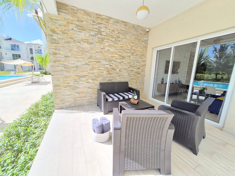 Pool & Golf View Condo Inside Hard Rock Area