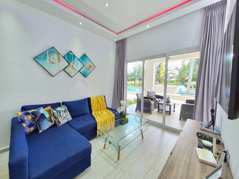 Pool & Golf View Condo Inside Hard Rock Area