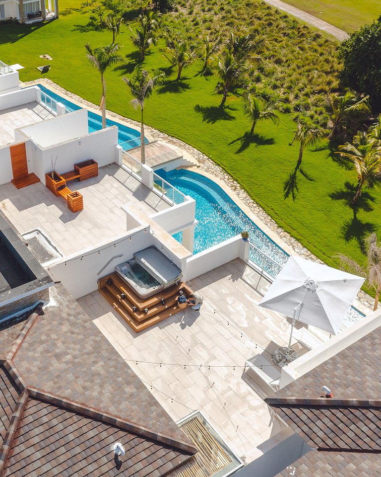 Hard Rock Area PH • Private Jacuzzi + Beach Views