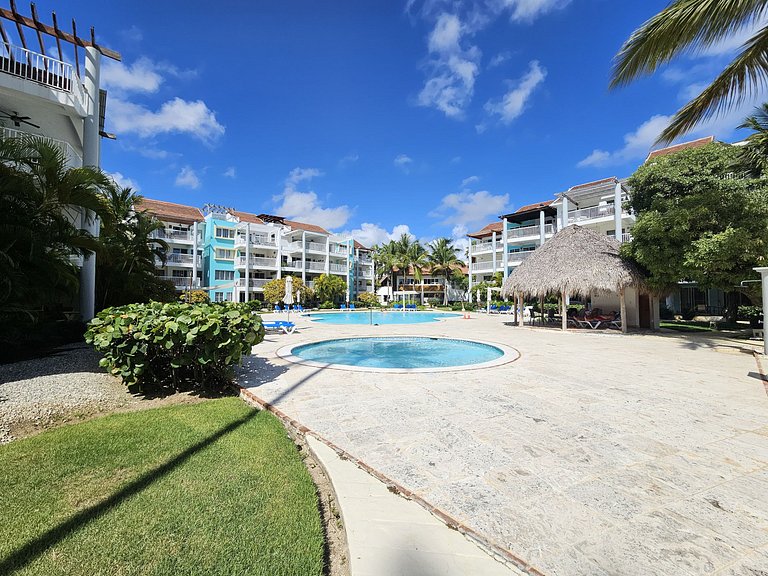 Playa Turquesa 3BR • BBQ • Oceanfront Stay