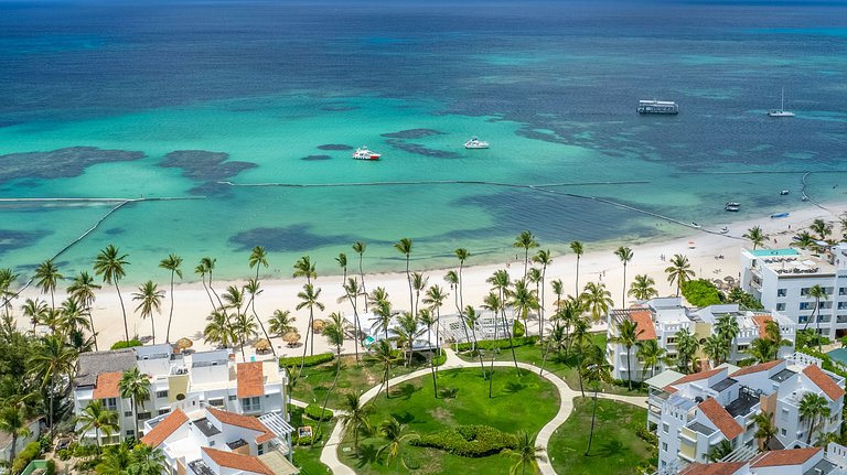 Playa Turquesa 3BR • BBQ • Oceanfront Stay