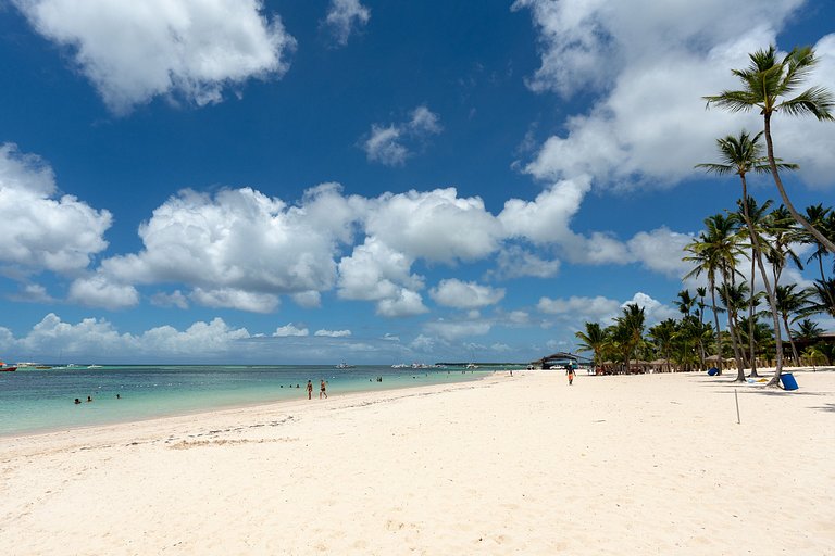Playa Turquesa 3BR • BBQ • Oceanfront Stay