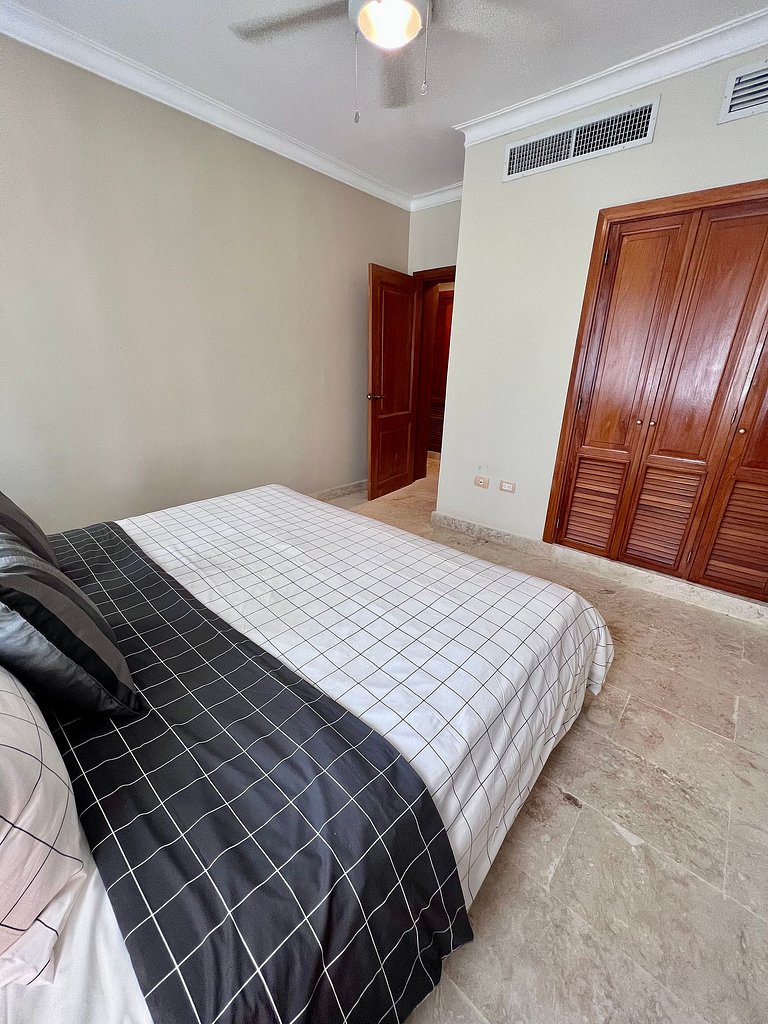 Playa Turquesa 3BR • BBQ • Oceanfront Stay