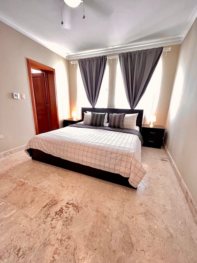 Playa Turquesa 3BR • BBQ • Oceanfront Stay