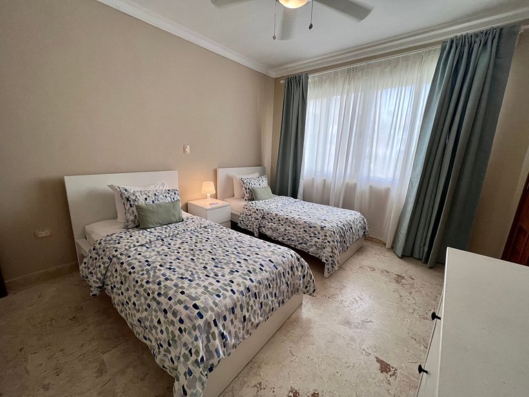 Playa Turquesa 3BR • BBQ • Oceanfront Stay