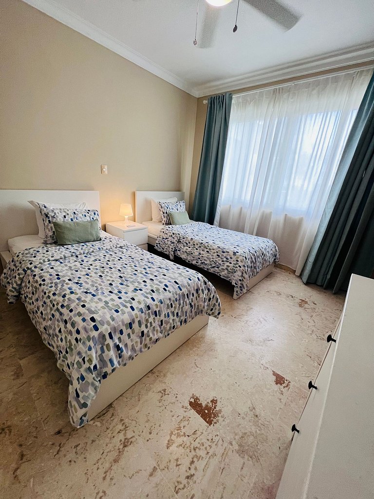 Playa Turquesa 3BR • BBQ • Oceanfront Stay