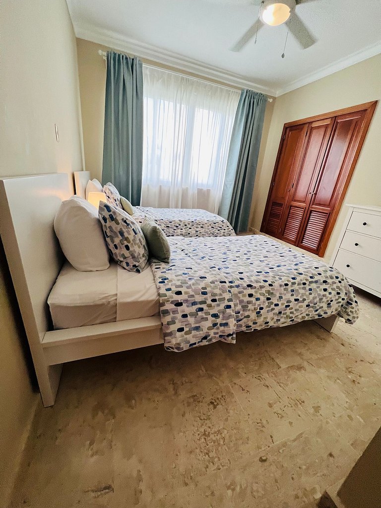 Playa Turquesa 3BR • BBQ • Oceanfront Stay