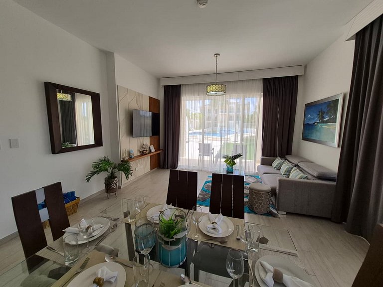 Cana Pearl 2BR Getaway | Pool & Golf Views
