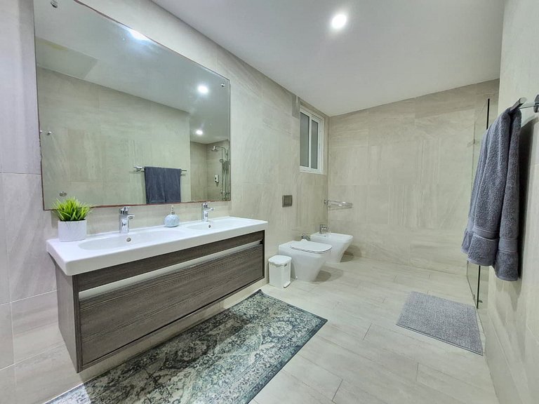 Cana Pearl 2BR Getaway | Pool & Golf Views